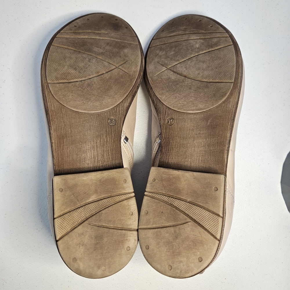 Miz Mooz Dewdrop Leather Side Zip Sandals Cream Size 39 Wide - Picture 10 of 11